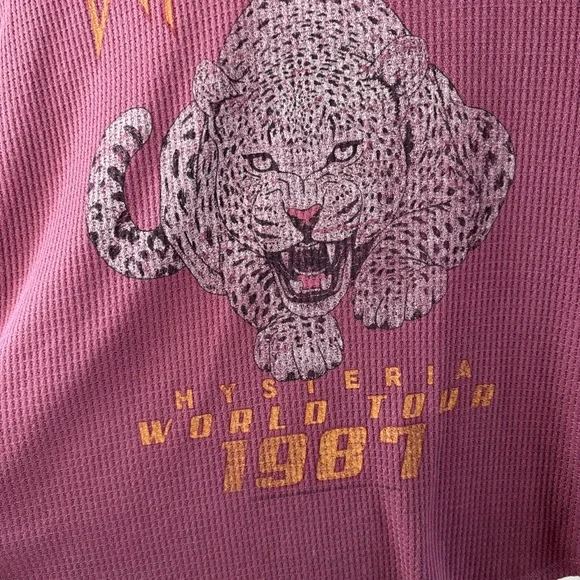 Torrid The Vinyl Icons Def Leppard Light Purple Pink Waffle Knit Long Sleeve Tee - Picture 8 of 9